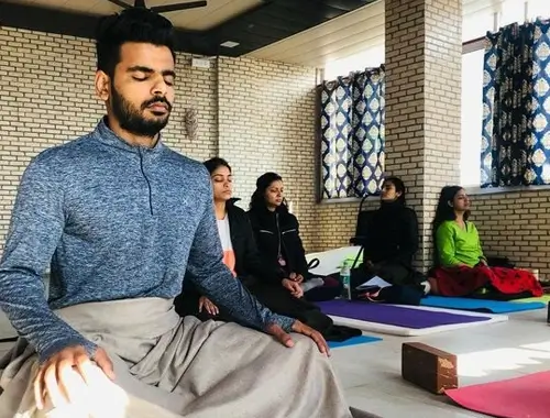 Meditation at 7 Chakras Yoga School